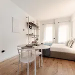 Apartment Minerva - By Myhomeincomo
