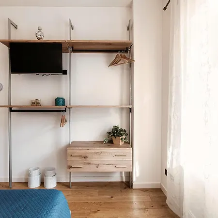 Minerva - By Myhomeincomo Apartment *