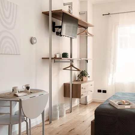 Apartament Minerva - By Myhomeincomo *